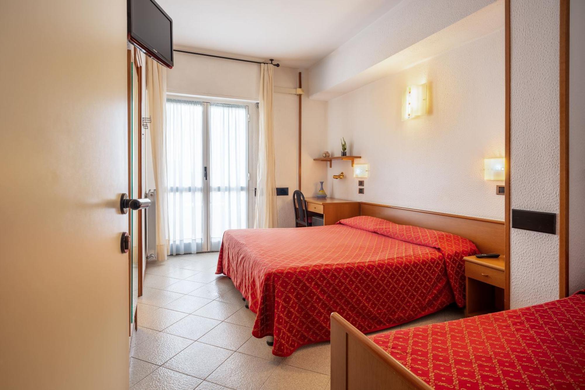 Hotel Careni Villa Italia Finale Ligure Eksteriør bilde